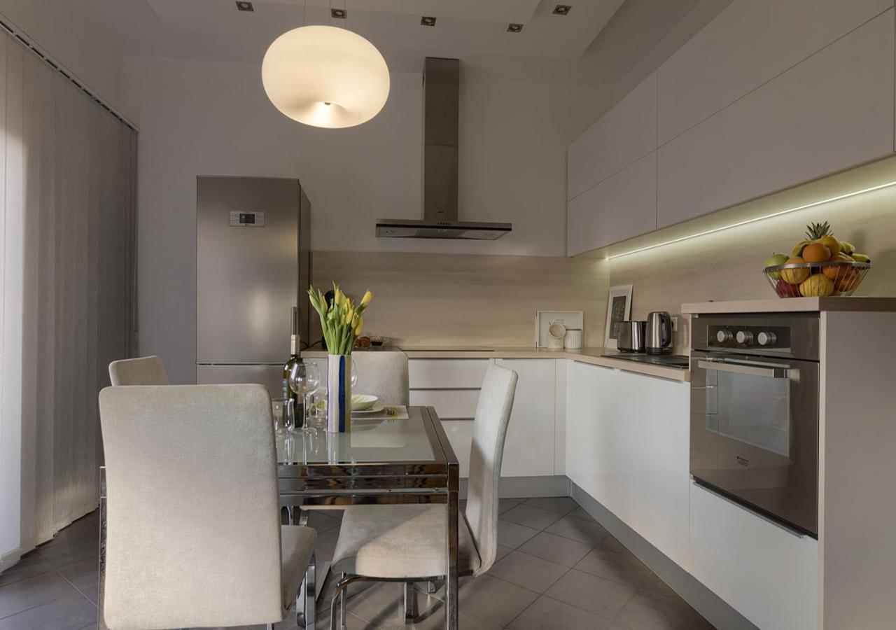 Apartment Leki - Newly Renovated, Modern City Spot Πούλα Εξωτερικό φωτογραφία
